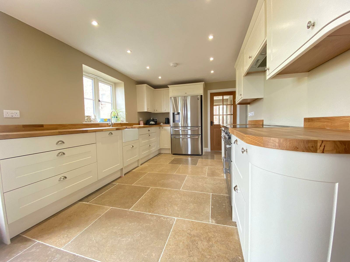 Authentic Ashlar Limestone Honed &amp; Tumbled image 1