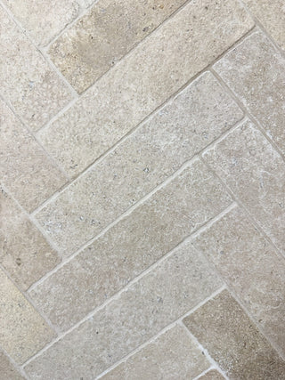 Authentic Ashlar Antiqued &amp; Tumbled Limestone Bricks image 5