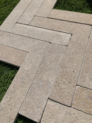 Authentic Ashlar Antiqued & Tumbled Limestone image 4