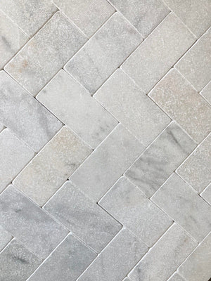 Carrara Tumbled Marble Bricks (Sample) image 1