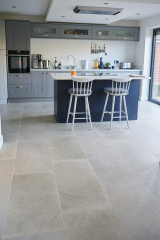 Provence Ecru Natural Porcelain image 1