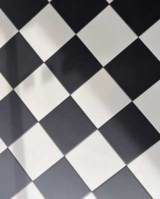 Victorian Pastello Antique Cream and Black Chequer Porcelain image 1