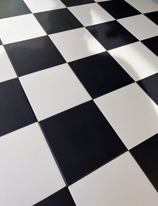 Victorian Pastello Antique Cream and Black Chequer Porcelain image 5