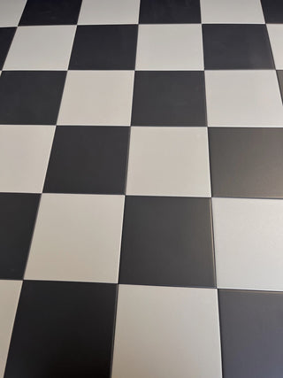 Victorian Pastello Dutch White and Black Chequer Porcelain image 1