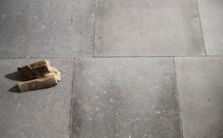 Barford Sandblasted &amp; Brushed Limestone (Sample) image 1