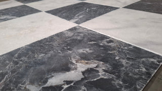 Casella and Carrara Tumbled Marble Chequer image 3