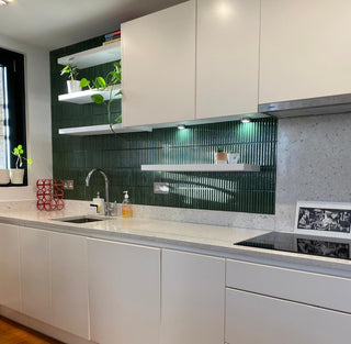 Osaka Kit Kat Green Gloss Porcelain image 3