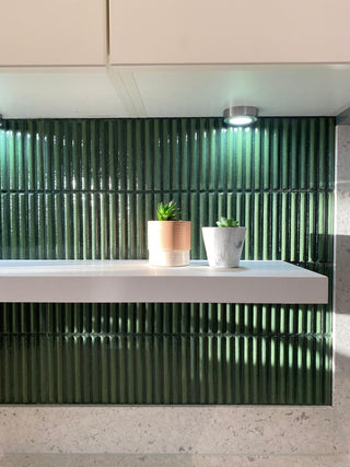 Osaka Kit Kat Green Gloss Porcelain image 2