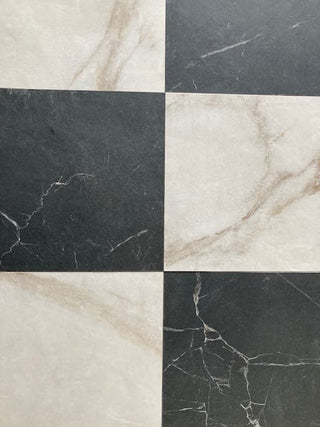 Parisian Oro and Nero Chequer Porcelain image 6