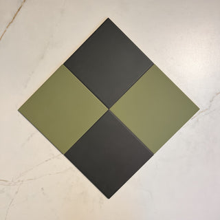 Victorian Patrona Off Black &amp; Lawn Green Chequer Porcelain image 1