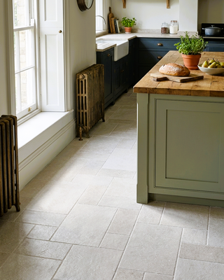 St Remo White Tumbled Effect Porcelain