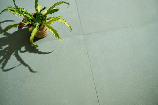 Venice Plain Green Matt Porcelain image 3